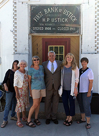 Mayor Bieter and project team